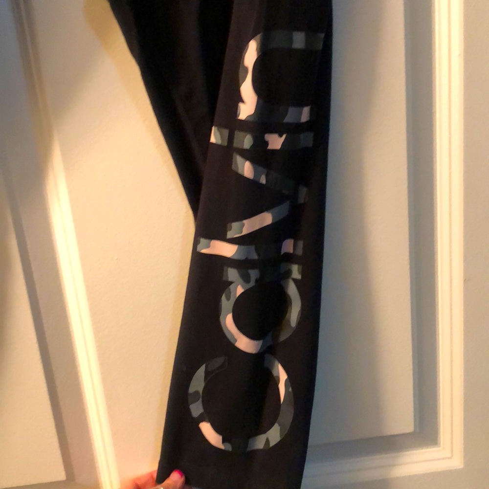 Performance capris - Picture 2 of 2